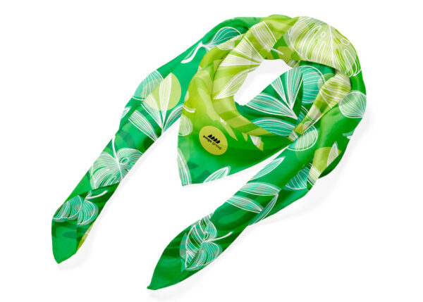 Leichtes Werbehalstuch in Grün mit vollflächigem Sublimationsdruck – modisches Accessoire für Promotion, Eventbekleidung oder Kundenpräsente. Jetzt bei AMGS Group gestalten lassen.