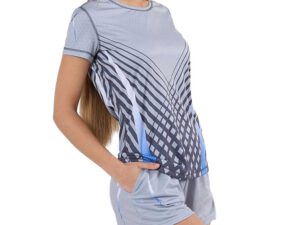 Seitliche Ansicht eines sublimierten Damen Sportshirts aus leichtem Funktionspolyester in Grau-Blau mit geometrischem Muster. Ideal für sportliche Aktivitäten und Firmenbranding – verfügbar bei AMGS Group!