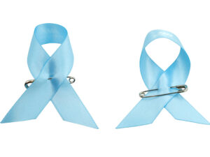 Blaue Satin-Schleife Awareness Pin mit Sicherheitsnadel, doppelseitig, Hersteller AMGS Group.