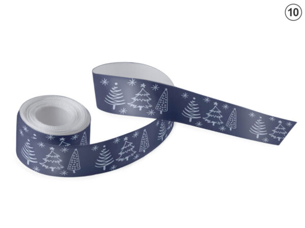 Marineblaues Satinband mit elegantem weißem Muster aus Tannenbäumen und Sternen (Design 10). Klassisches Branding für Firmenpräsente. Hersteller AMGS Group.
